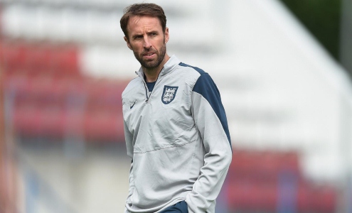 Гарет Саутгейт: "Игроки сборной Англии на Евро перед каждым матчем будут вставать на колено"